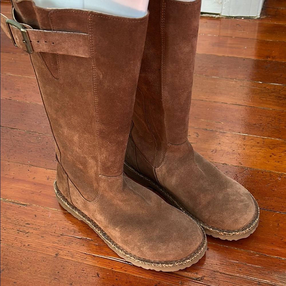 Brown Suede Boots with Buckle - Picture 3 of 8